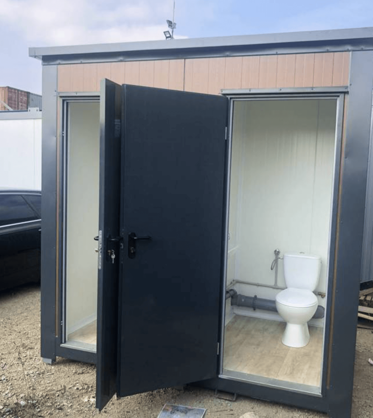 Double sanitary container – 2 toilets / Toilet + urinal