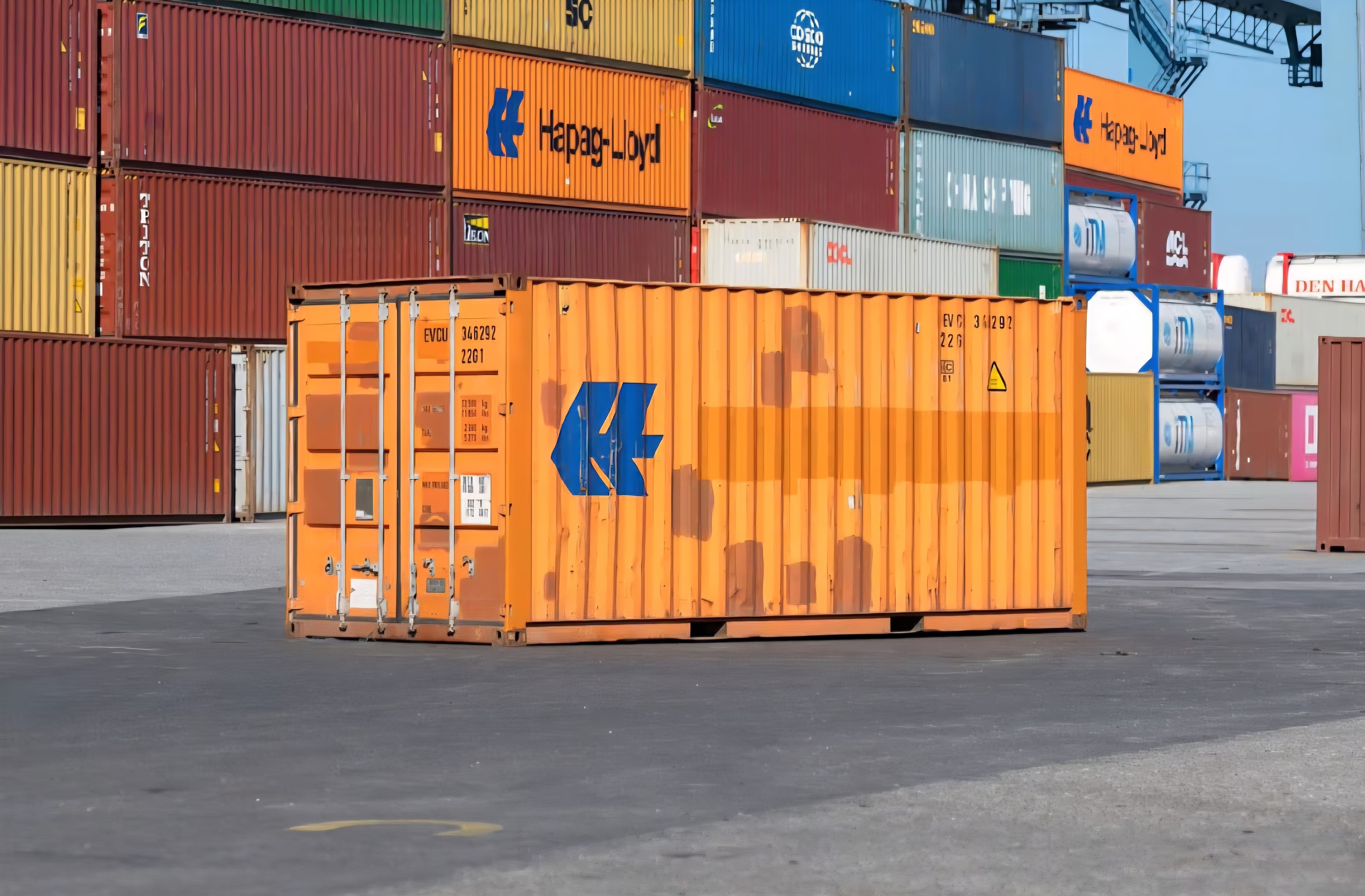 20ft Standard Shipping Container